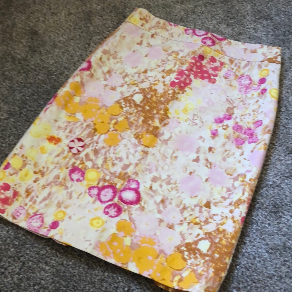 J Crew Gold and Pink Sunshine Peony Watercolor Pencil Skirt Size 2